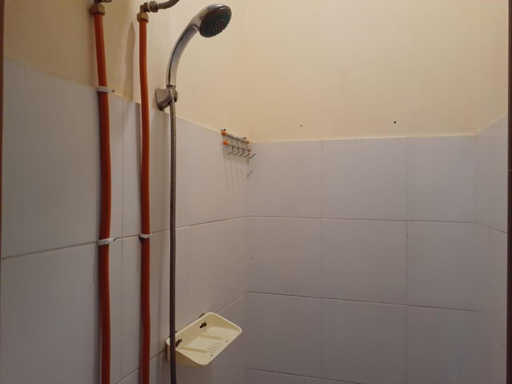 Kost Carmelia Syariah Baranangsiang Bogor Hotel Phòng bức ảnh
